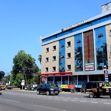 Hotel Aradhya Inn Deralakatte Mangalore Esterno foto