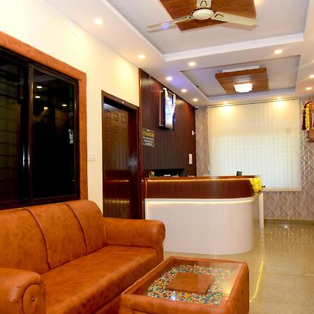 Hotel Aradhya Inn Deralakatte Mangalore Esterno foto
